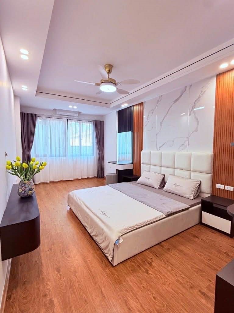 B.Á.N NHÀ HOÀNG CẦU 80m2 x 7T THANG MÁY_Ô TÔ NGÕ THÔNG_GẦN PHỐ_NHÀ MỚI ĐẸP_hơn 25 tỷ